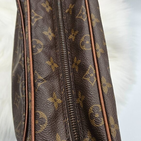 LV Monogram Migrator Nile - Picture 11 of 16